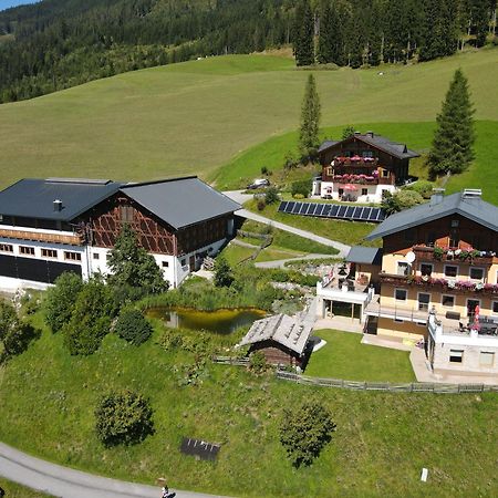 ビショフスホーフェン Bio Alpenhof Rostattヴィラ エクステリア 写真